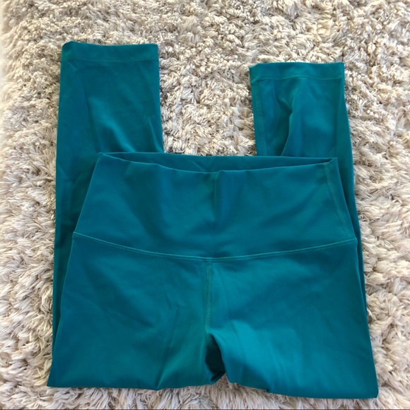 Lululemon Wunder Under Crop (Hi-Rise) 21” - Picture 5 of 7